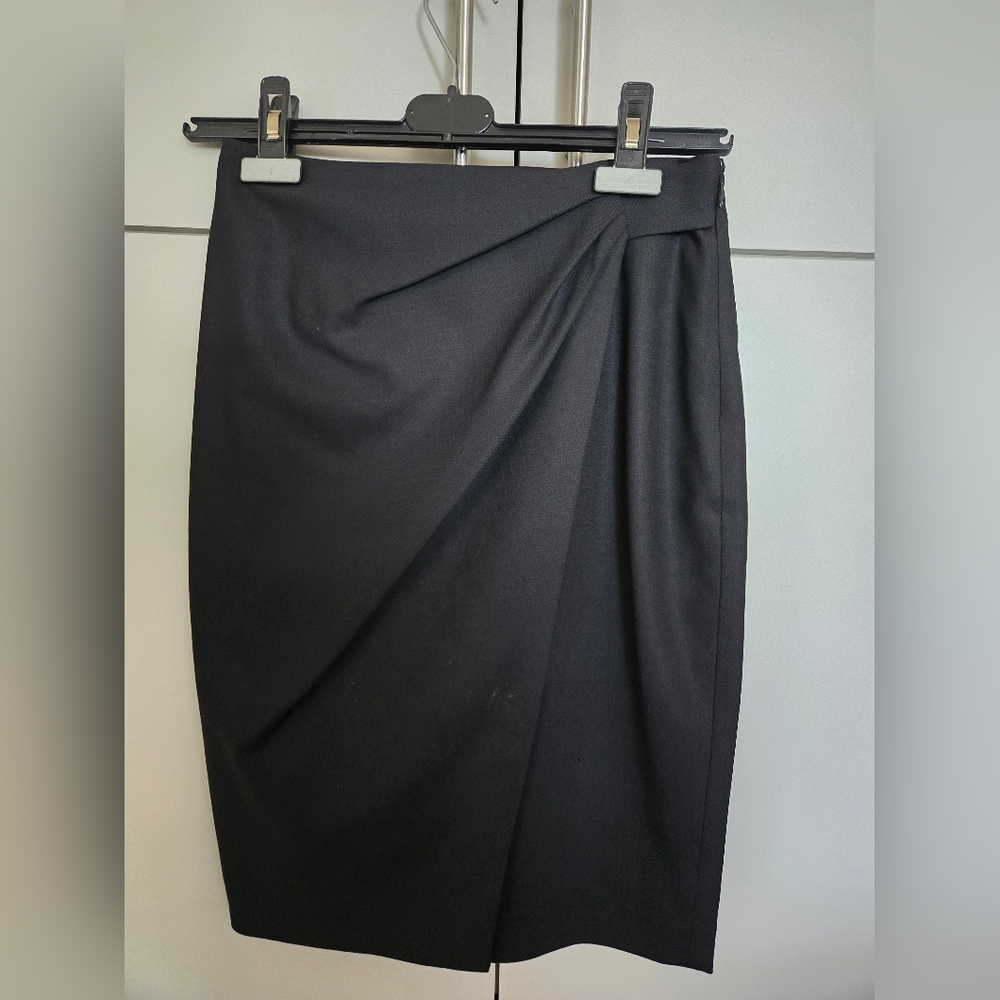 Club Monaco black pencil wrap skirt